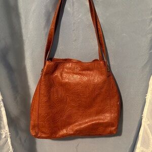 Elegant Embossed Shoulder Bag - Tan